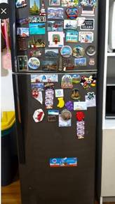 TOSHIBA Refrigerator with Freezer