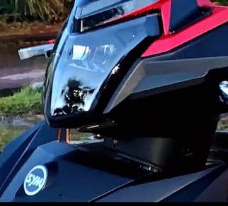 SYM VF3i led head lamp