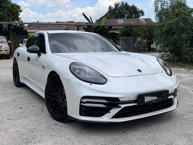 Porsche Panamera TURBO in Kajang, SGR