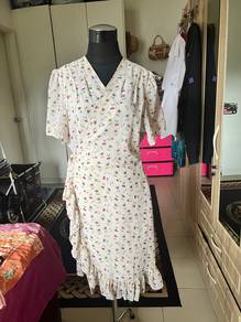 dress biasa wanita