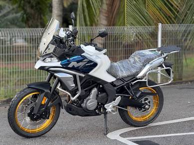 CFMOTO 700MT
