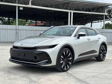 Toyota Crown CROSSOVER RS ADVANCED in Johor Bahru, JHR