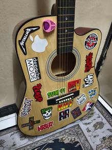 Guitar Groovy Cutaway