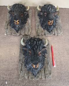 Bison head wall decor