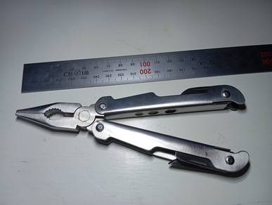 Multi Tools 9 In 1 With Pouch