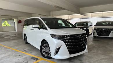 Toyota Alphard Z in Desa Petaling, KUL