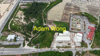 Others Land in Bertam, PNG