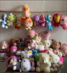 Teddy Bears & Friends @ 30 pairs bears
