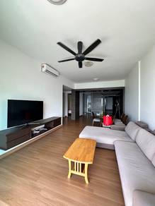 Condominium For Rent in The Peak Vista