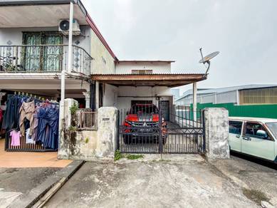2-storey Terraced House For Sale in Seri Kembangan,SGR