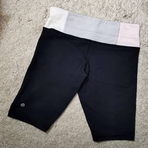 Lululemon Reverse Groove Short (Tall)