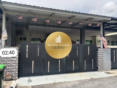 Terraced House For Sale in Lunas,KDH
