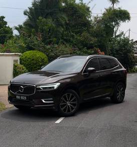 Volvo XC60 T8 INSCRIPTION PLUS in Petaling Jaya, SGR