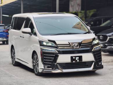 Toyota Vellfire ZG in Salak Selatan, KUL