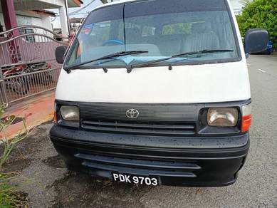 Toyota Hiace in Simpang Ampat, PNG