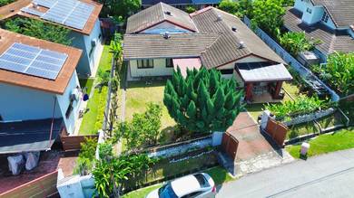 Bungalow House For Sale in Petaling Jaya,SGR