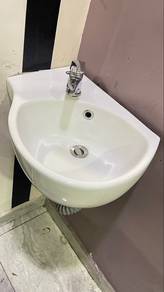 cotto stainless pipe and marble sink