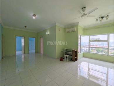 Condominium For Sale in Desa Impiana