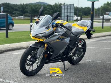 Honda CBR150R