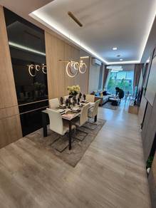 Condominium  in Sky88 Residences