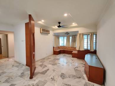Condominium For Sale in De Tropicana