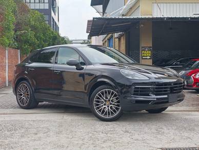 Porsche Cayenne COUPE BASE in Kota Damansara, SGR