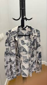 premium quality lightly used top