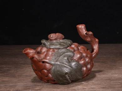 Teapot Zisha Buatan Tangan daripada Koleksi Lama
