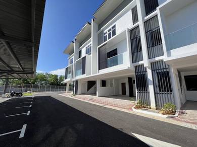 Townhouse For Sale in Kuching,SWK