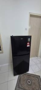 peti ais untuk dijual