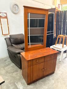 cabinet / meja mekap