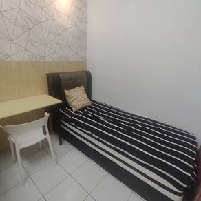 Room in Old Klang Road, KUL