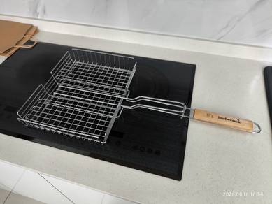 New! Barbeque Holder for Chicken, Fish & All