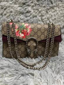 GUCCI Sling Bag