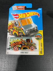 Hot Wheels Combat Medic