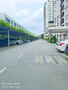 Room in Old Klang Road, KUL