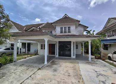 Semi-Detached House For Sale in Sungai Ara,PNG
