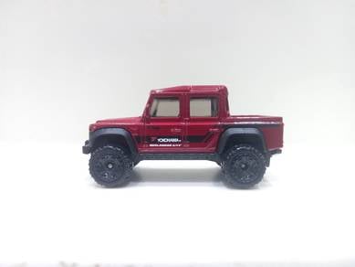 Hot Wheels '15 Land Rover Defender Double Cab