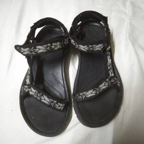 sandal teva 6uk