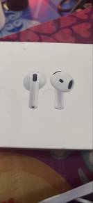 AirPods 4