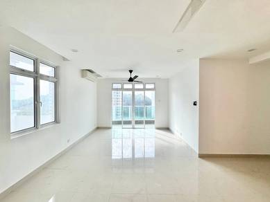 Condominium For Sale in Flora Rosa