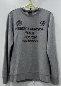 Pre-loved Original New Balance NB Sweatshirt Women