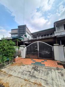 Semi-Detached House For Sale in Shah Alam,SGR