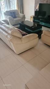Leather sofa Good condition 