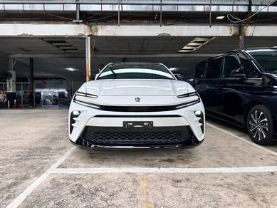 Toyota Crown SPORT Z in Tebrau, JHR