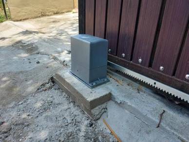 Sliding Autogate With Backup Battery