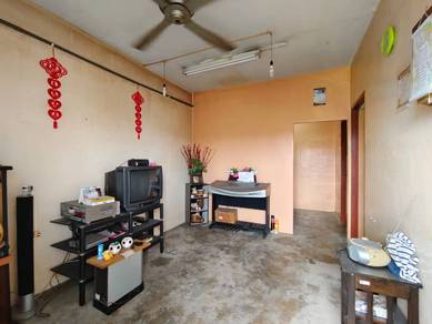 Flat For Sale in Taman Anika