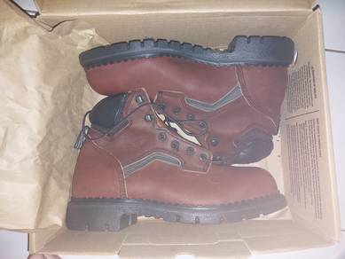 Kasut Redwing untuk di jual