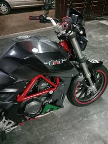 Benelli TNT 25