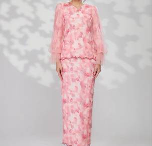 Baju kurung moden